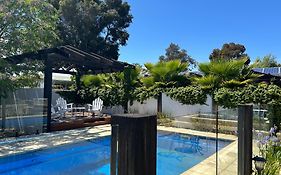 Happy Wanderer Motel Bendigo Children Not Permitted Over 18S Only